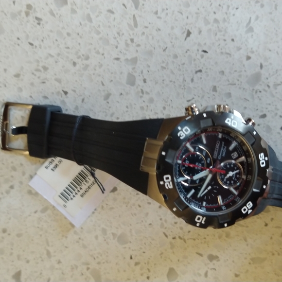 New in Box Seiko SNAD61ND Chrono Alarm Seiko Watch+Bonuses - Picture 3 of 5